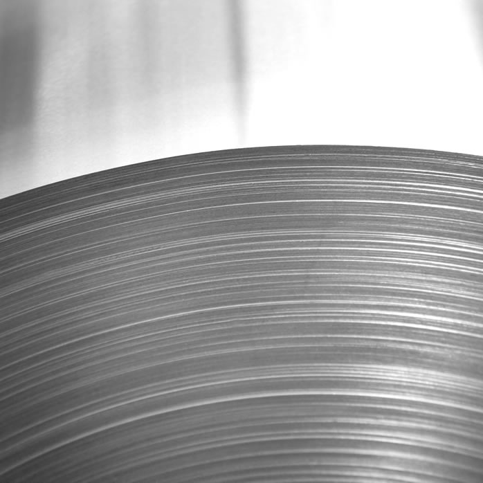 We are a stockist and supplier of 304 & 304L stainless steel sheets to the MRO sector.